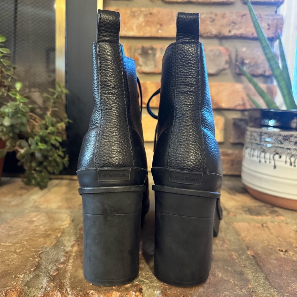 Hunter block heel lace up leather combat boot - Picture 3 of 5
